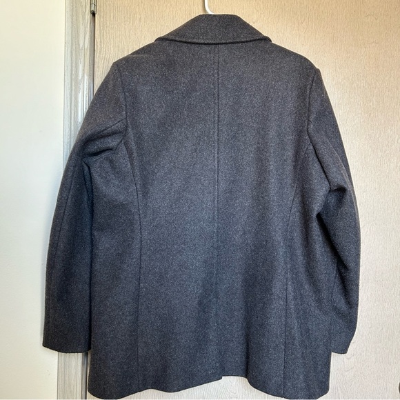 Women’s Pea Style Winter Coat with Buttons - Old Navy - Size XL - Picture 2 of 6